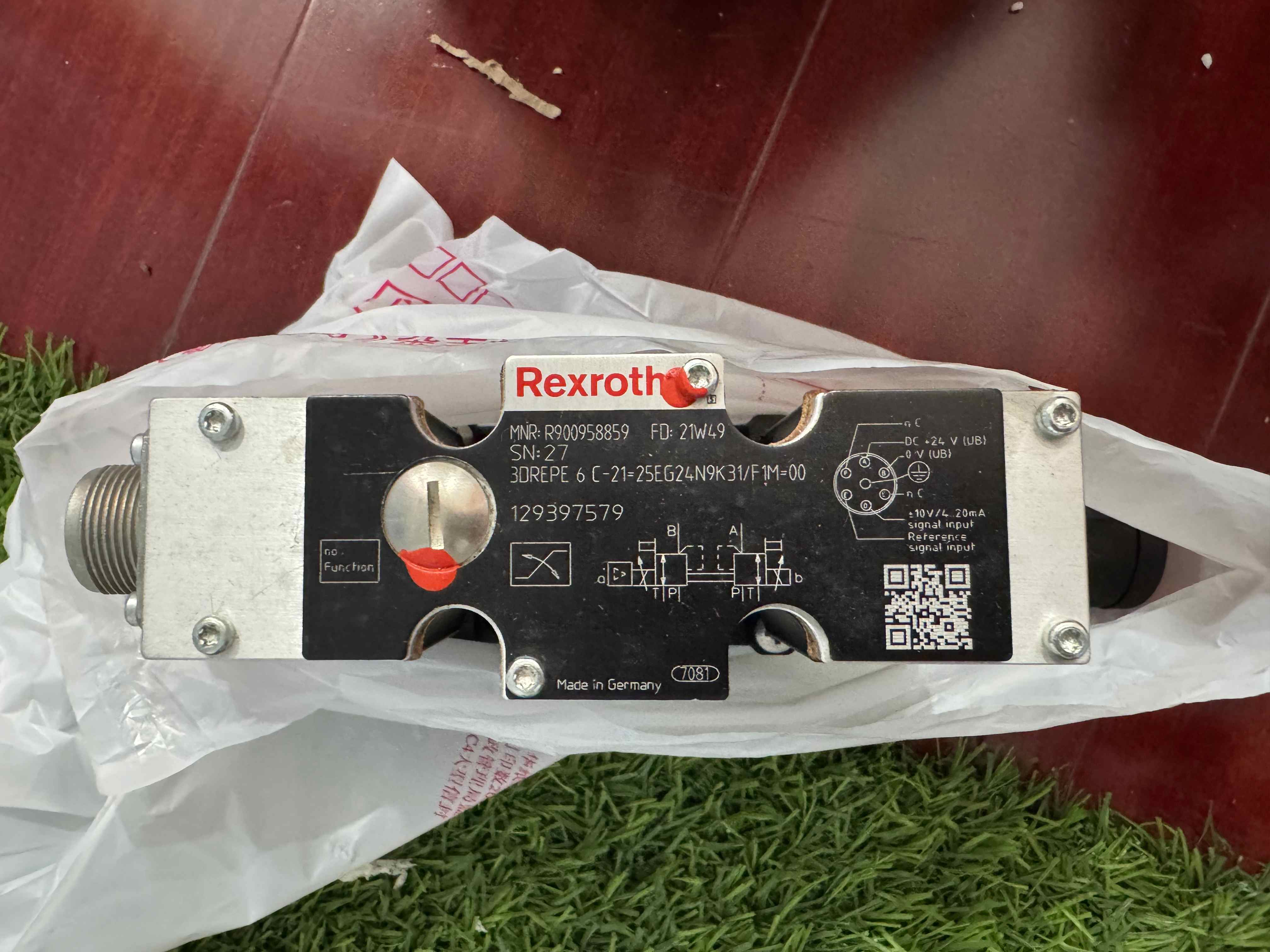 Rexroth Germany 3DREPE 6C-21=25EG24N9K31/F1M=00 Directional Valve